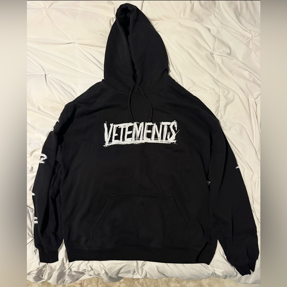 Vetements Black Hoodie Unisex